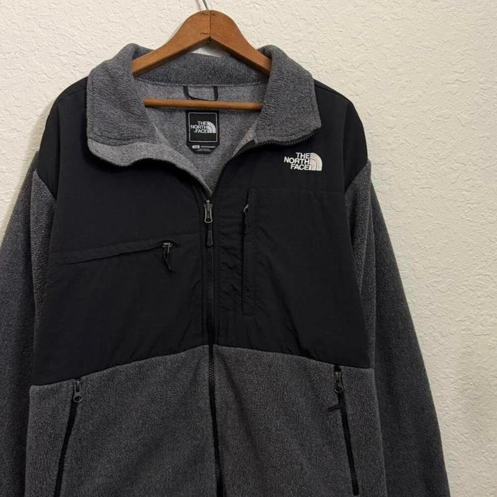 The North Face Black Fleece Zip Men's L Winter Jacket
